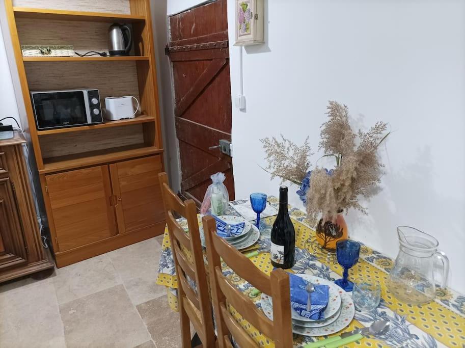 אפרטהוטל Verfeuil L Atelier De Raymond מראה חיצוני תמונה